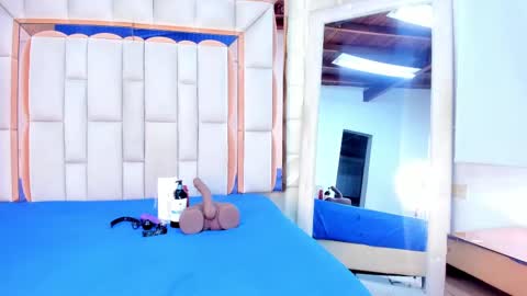 Dafnee online show from 1, 10, 2025