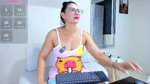 Snapshot of dahian_carter chatting on 16, 6, 2026 Dahian online show from 16, 6, 2026