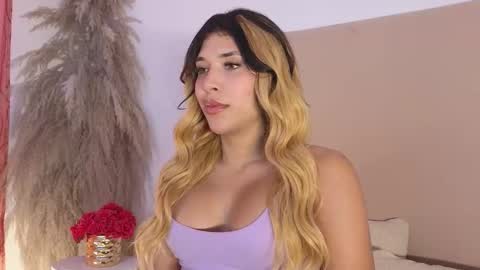 Dahiana online show from 29, 10, 2025