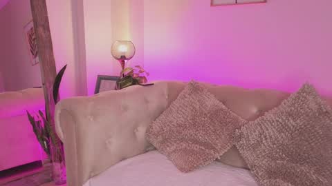 Snapshot of dahiana_walcott chatting on 8, 4, 2026 Dahiann Walcott online show from 8, 4, 2026