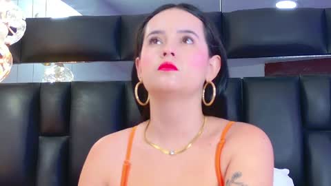 Dahiana online show from 28, 4, 2026