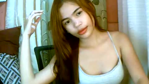 Snapshot of dahlia_123 chatting on 5, 1, 2025 Im Dahlia online show from 5, 1, 2025