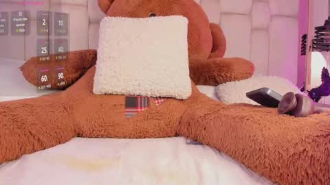 Daia Ortiz  online show from 8, 9, 2025