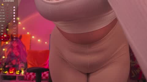 Cute DianaOnline mostly at 8pm-0000 am UK TimeTuesday and Wednesday off online show from 28, 10, 2025