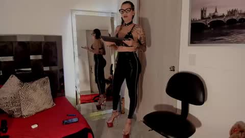 Snapshot of daila_jonnes chatting on 15, 9, 2025  D A I L A  online show from 15, 9, 2025