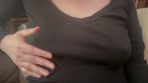 Mx Mommy Moo online show from 5, 8, 2026