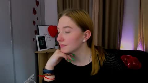 Snapshot of daisy_candy chatting on 26, 2, 2025 Little Di online show from 26, 2, 2025