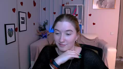 Snapshot of daisy_candy chatting on 3, 3, 2025 Little Di online show from 3, 3, 2025