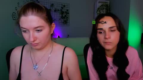 Snapshot of daisy_candy chatting on 27, 9, 2025 Little Di online show from 27, 9, 2025