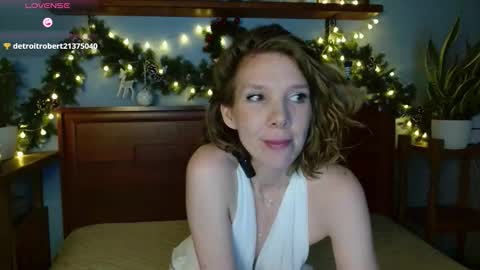 daisy_lovely online show from 16, 12, 2025