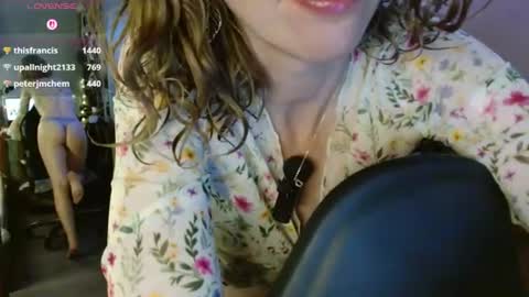 daisy_lovely online show from 13, 7, 2026
