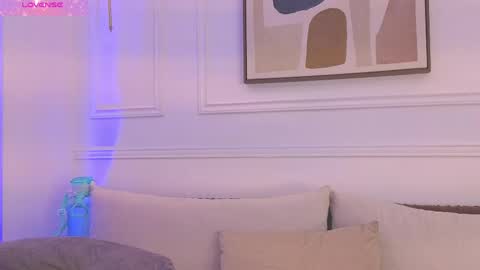 Daisy Price online show from 28, 4, 2026
