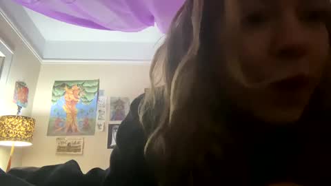 DaisyB3 online show from 18, 12, 2024