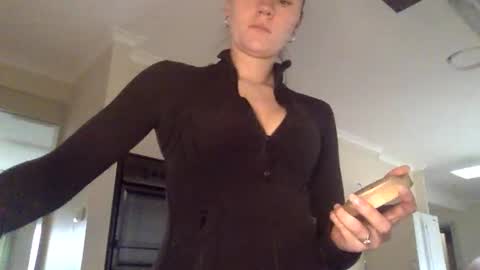 Snapshot of daisycollins1111 chatting on 28, 5, 2026 Daisy online show from 28, 5, 2026