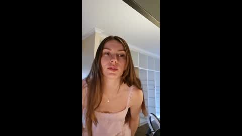 Snapshot of daisycollins1111 chatting on 3, 6, 2026 Daisy online show from 3, 6, 2026
