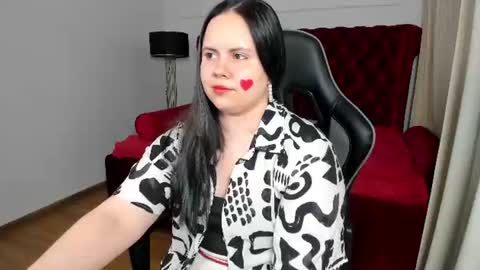 DaisyHarts online show from 7, 7, 2026