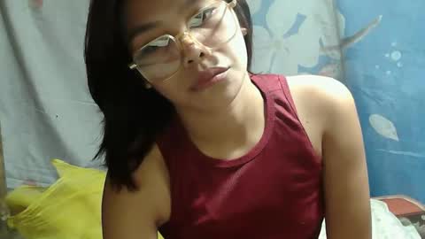 Snapshot of daisymuffinx chatting on 19, 11, 2025 Daisy online show from 19, 11, 2025