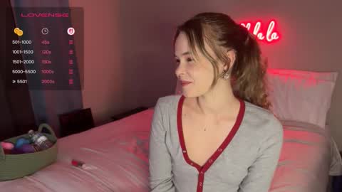 Snapshot of daisymystique chatting on 6, 1, 2026 daisymystique online show from 6, 1, 2026