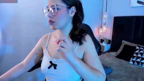 Snapshot of dakhota_rouge chatting on 7, 11, 2025 Dakhota online show from 7, 11, 2025