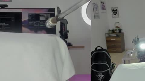 daki_ume_ online show from 18, 2, 2026