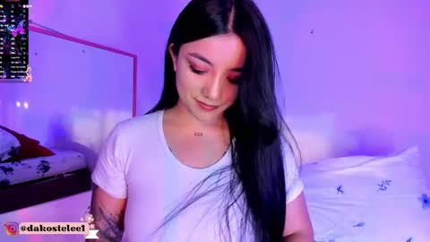 Snapshot of dakostelee1_ chatting on 18, 11, 2025 dakostelee1_ online show from 18, 11, 2025