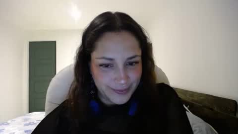 IG  dakotasofiaa online show from 3, 5, 2026
