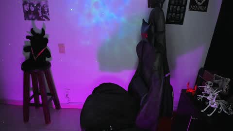 Snapshot of dakota_crab chatting on 11, 9, 2025 Dakota Crab online show from 11, 9, 2025