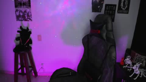 Snapshot of dakota_crab chatting on 14, 10, 2025 Dakota Crab online show from 14, 10, 2025