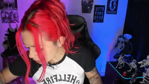 Dakota Crab online show from 30, 5, 2026