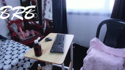 Dakotaagray online show from 20, 12, 2025