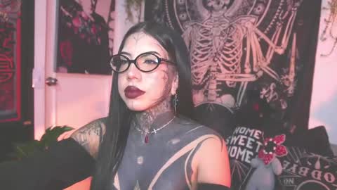 dalia_vorhees online show from 7, 5, 2026
