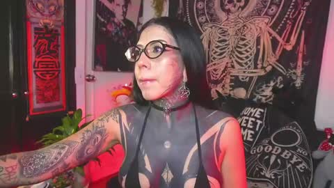 dalia_vorhees online show from 5, 6, 2026