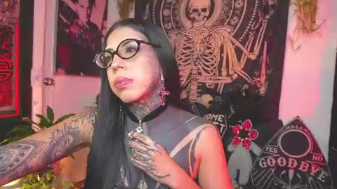 dalia_vorhees online show from 12, 6, 2026