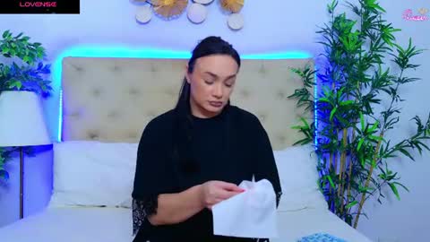 daliyaa_ online show from 2, 7, 2026
