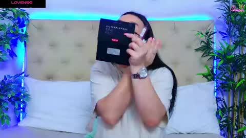 daliyaa_ online show from 9, 7, 2026