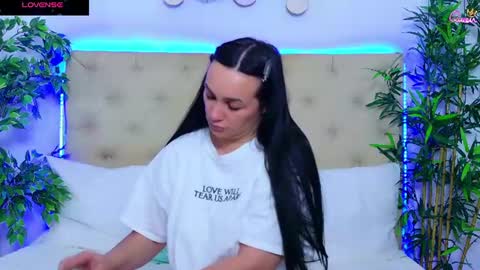 daliyaa_ online show from 30, 7, 2026