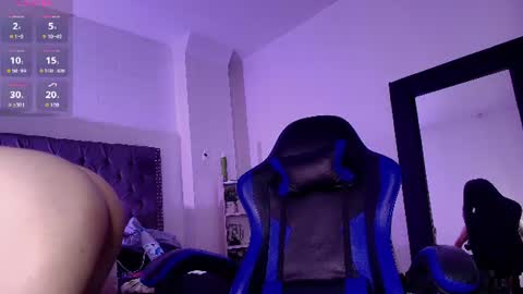 Dallas whitee online show from 15, 6, 2026