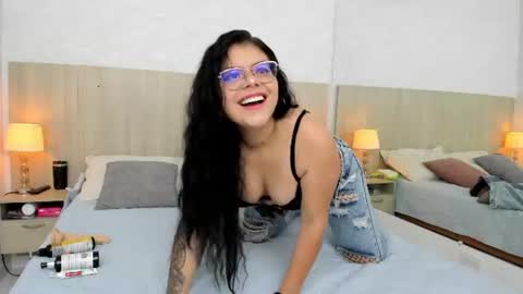Damaris Ponce online show from 21, 6, 2026