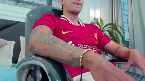 Snapshot of damian23_ chatting on 14, 11, 2025 DAMIAN online show from 14, 11, 2025