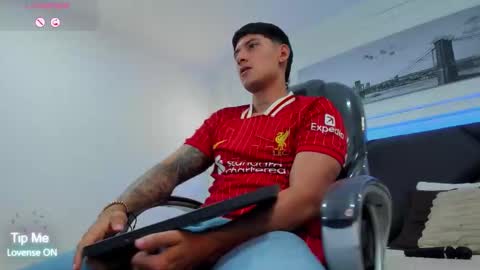 Snapshot of damian23_ chatting on 5, 1, 2026 DAMIAN online show from 5, 1, 2026