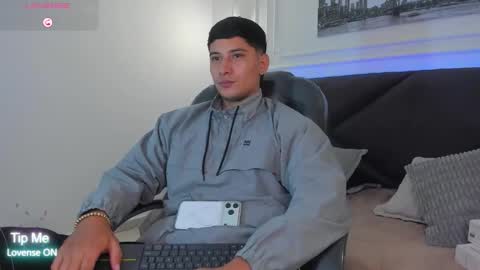 Snapshot of damian23_ chatting on 10, 2, 2026 DAMIAN online show from 10, 2, 2026