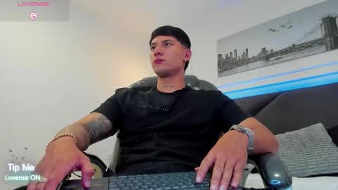 Snapshot of damian23_ chatting on 15, 2, 2026 DAMIAN online show from 15, 2, 2026