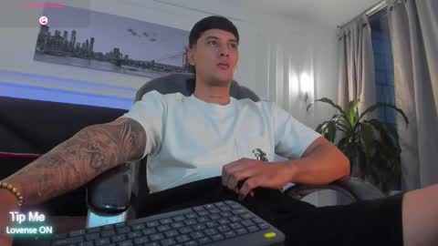 Snapshot of damian23_ chatting on 12, 3, 2026 DAMIAN online show from 12, 3, 2026