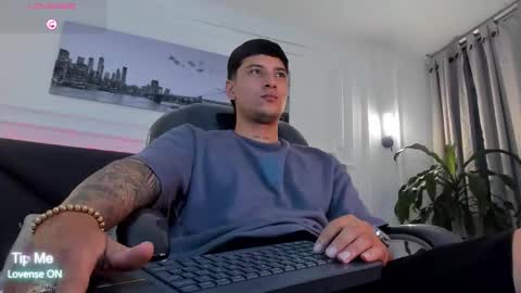 Snapshot of damian23_ chatting on 18, 3, 2026 DAMIAN online show from 18, 3, 2026