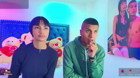 DAMIAN AND ROXANNE.  online show from 20, 10, 2025