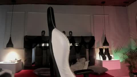damian_rock_ online show from 2, 5, 2026