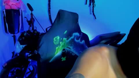 Damian torner online show from 9, 10, 2025