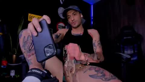 Snapshot of damiancox chatting on 19, 2, 2025 Daamiancox online show from 19, 2, 2025