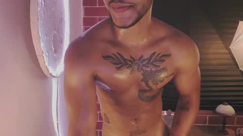 Snapshot of damiann_rees chatting on 5, 2, 2025 instagram damiannreed. online show from 5, 2, 2025