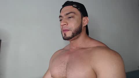 Snapshot of damiannstonexxx chatting on 28, 2, 2025 Danny online show from 28, 2, 2025